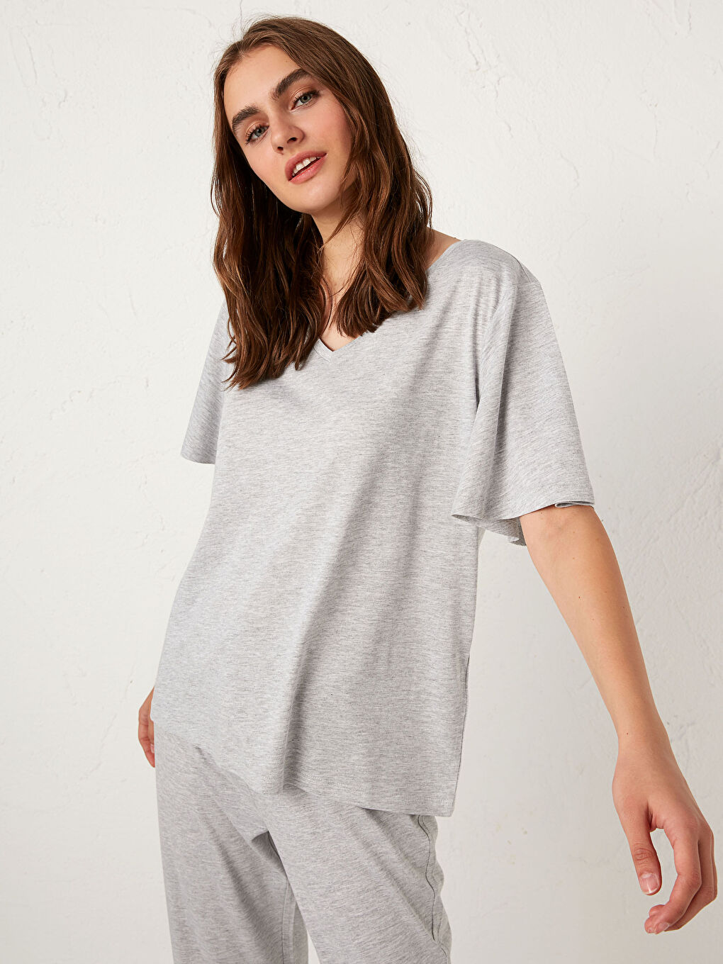 LCW DREAM Plain Basic Pajamas Top in Modal Blended Fabric -0WBU91Z8-CT3