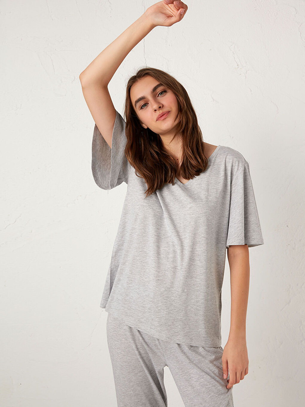 LCW DREAM Plain Basic Pajamas Top in Modal Blended Fabric -0WBU91Z8-CT3