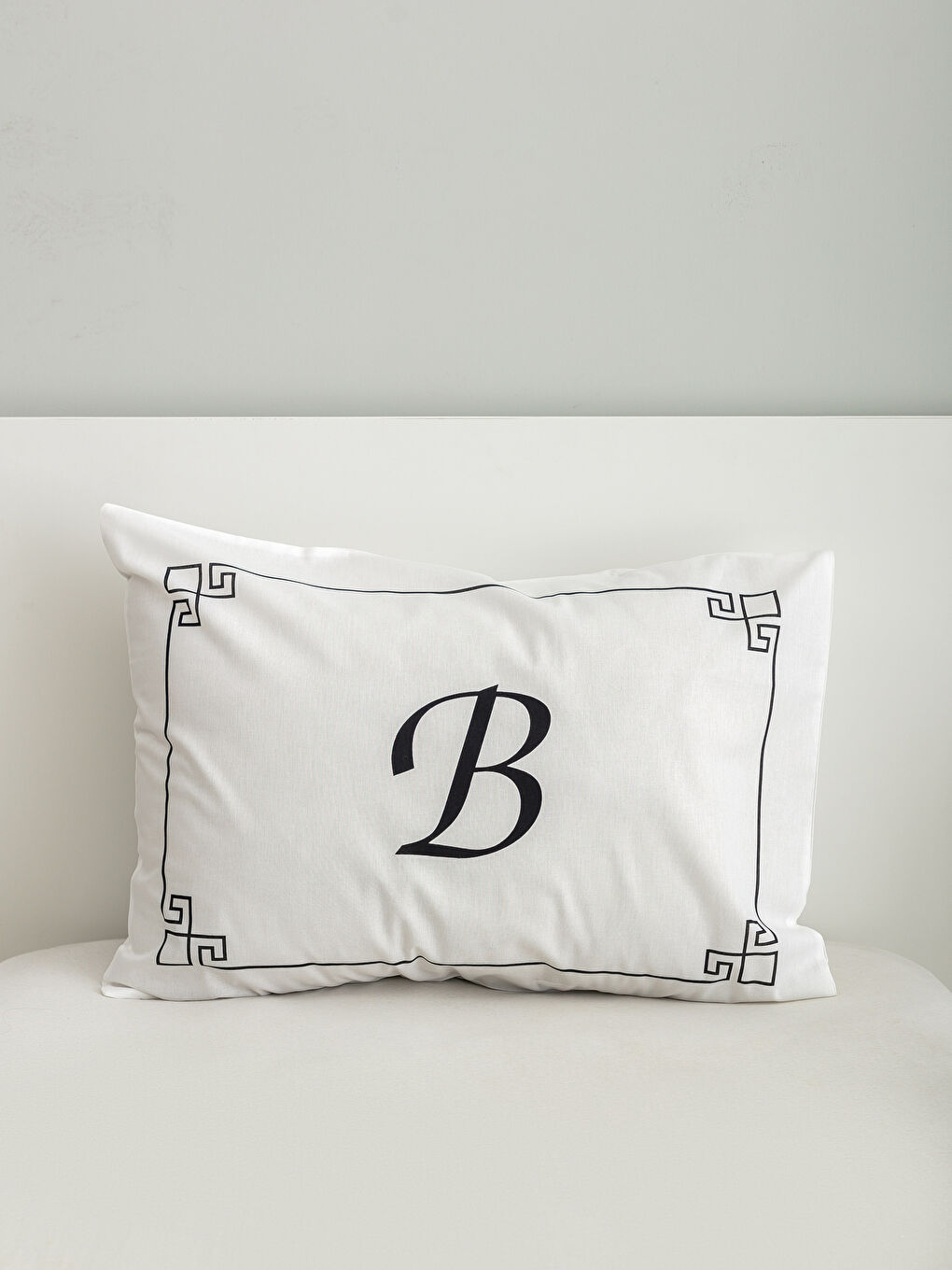Taie d'Oreiller Imprimée Lettre « B »-1