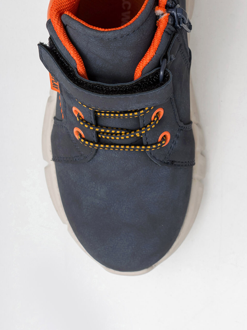 حذاء طويل مرن للأولاد الصغار بالأربطة والإغلاق اللاصق-5