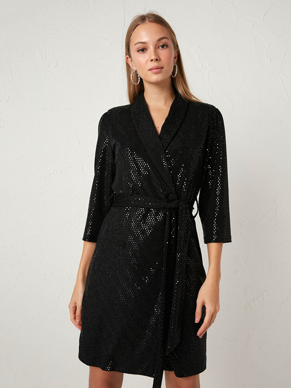 Doppelreiher-Kragen Funkelndes Gürtelkleid-2