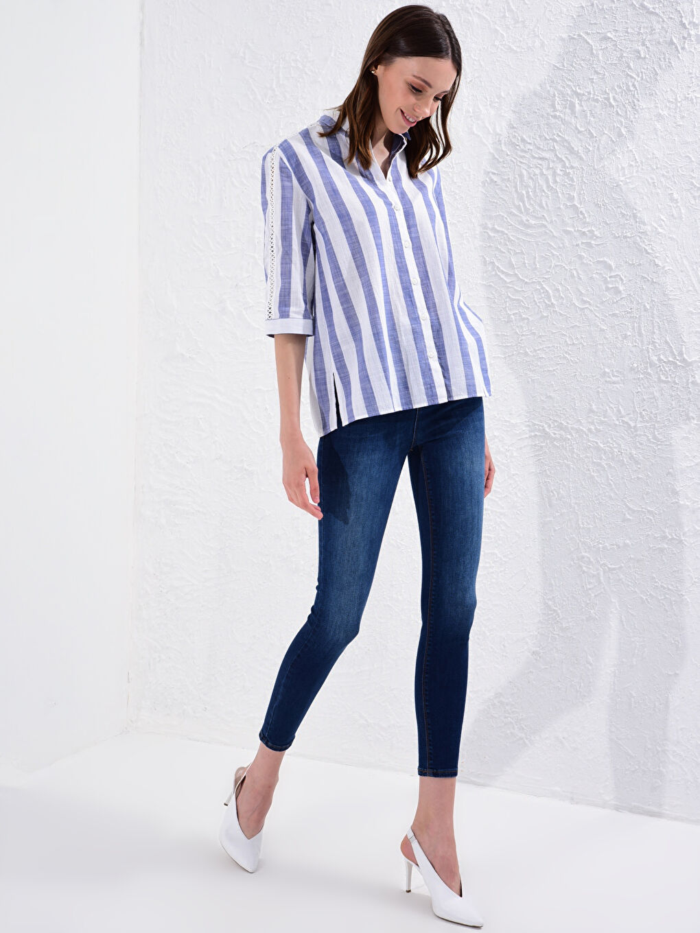 قميص مخطط بأكمام-2