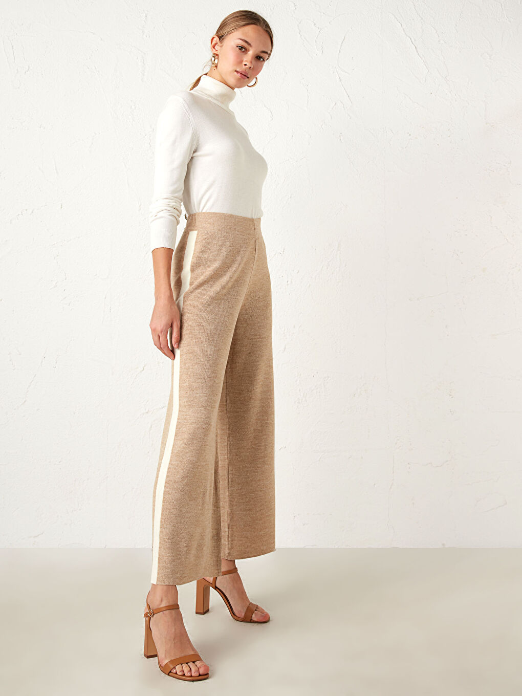 Elastic Waist Tricot Palazzo Pants-1