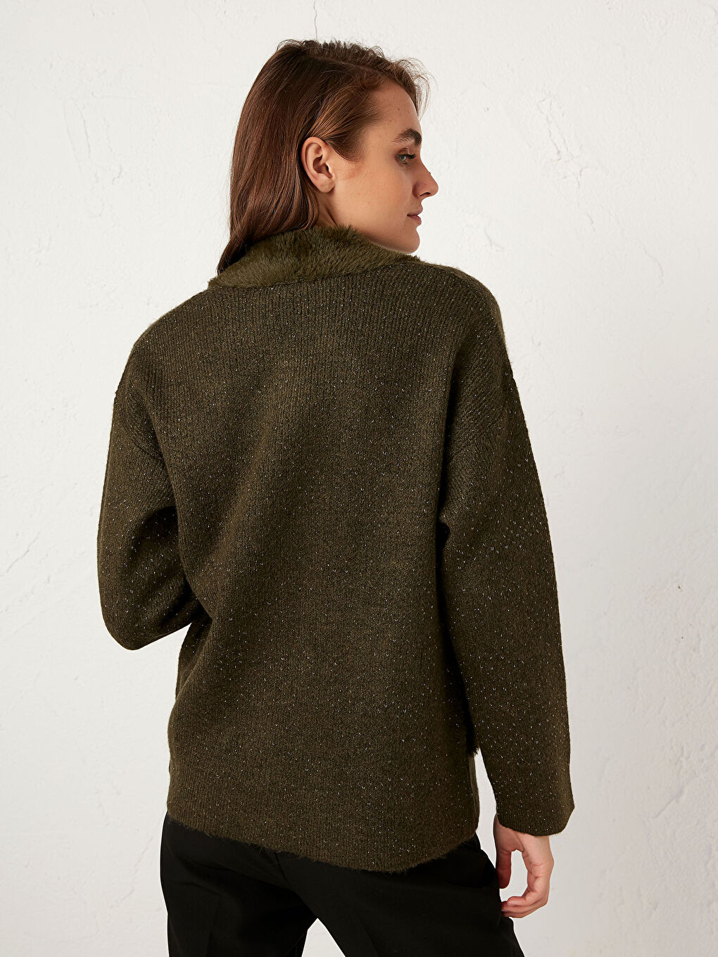 Yeşil Pelüş Detaylı Kalın Triko Hırka-4