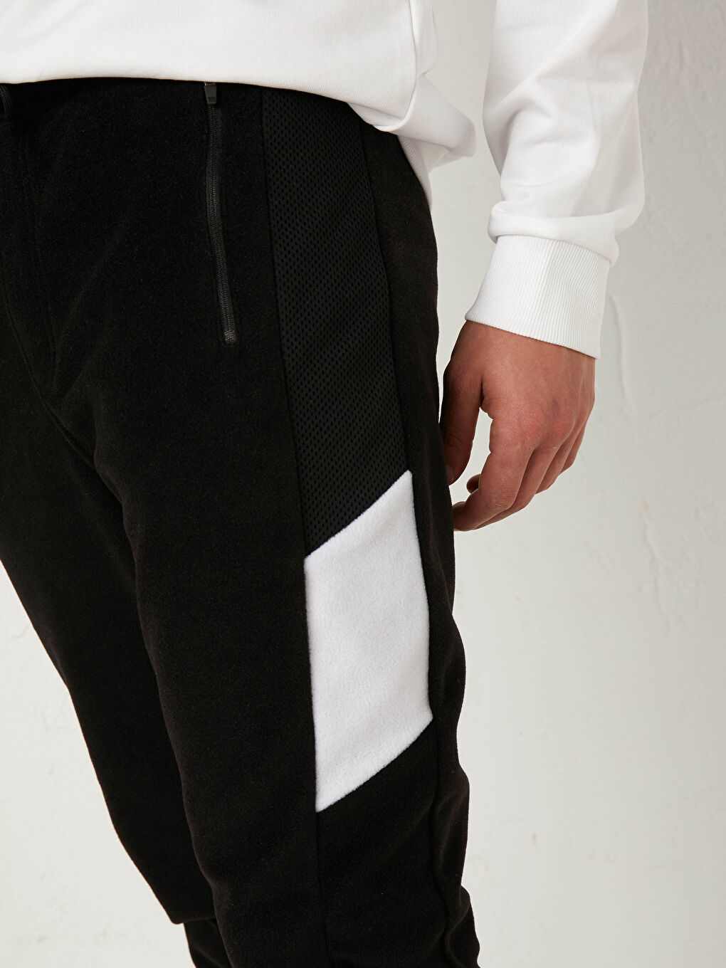 بنطلون رياضي بقصة عادية للرياضة النشطة-4