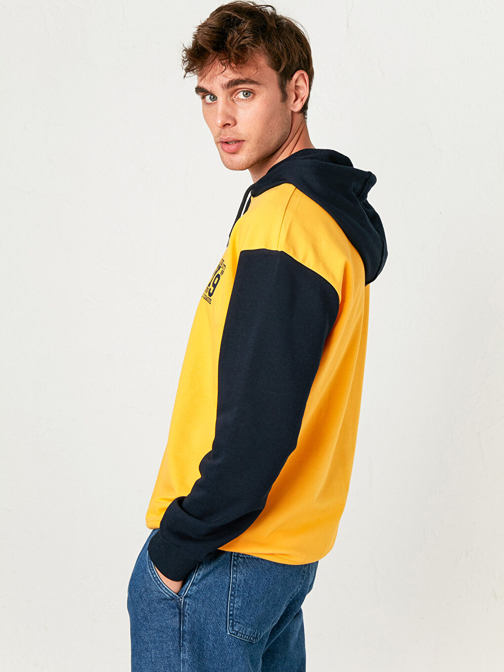 Turuncu Uzun Kollu Baskılı Erkek Hoodie-1