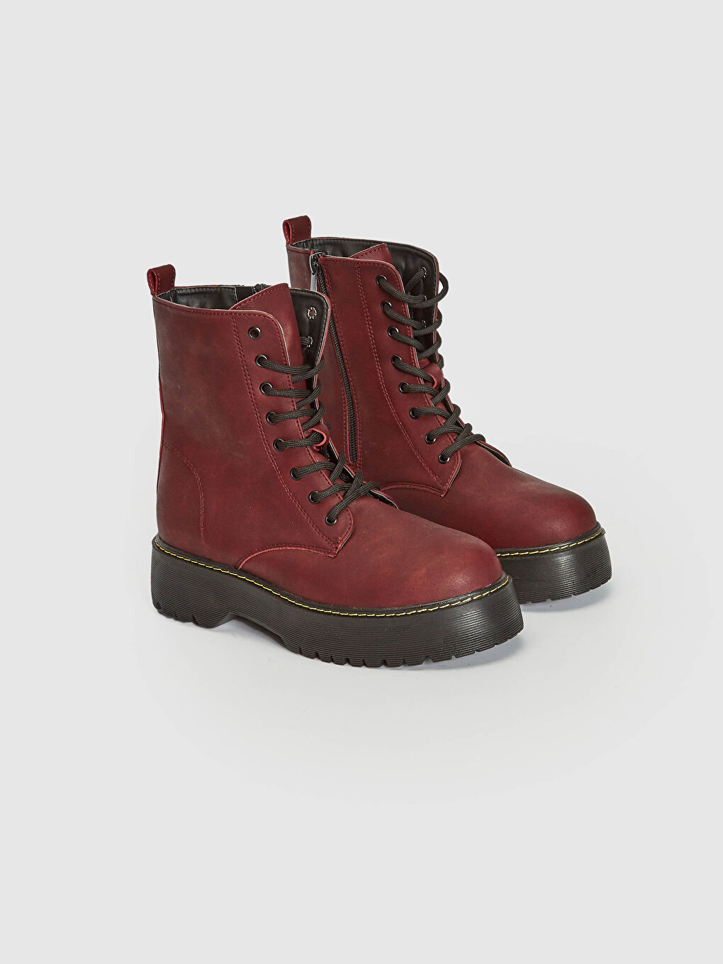 Bordo Kadın Deri Görünümlü Postal-3