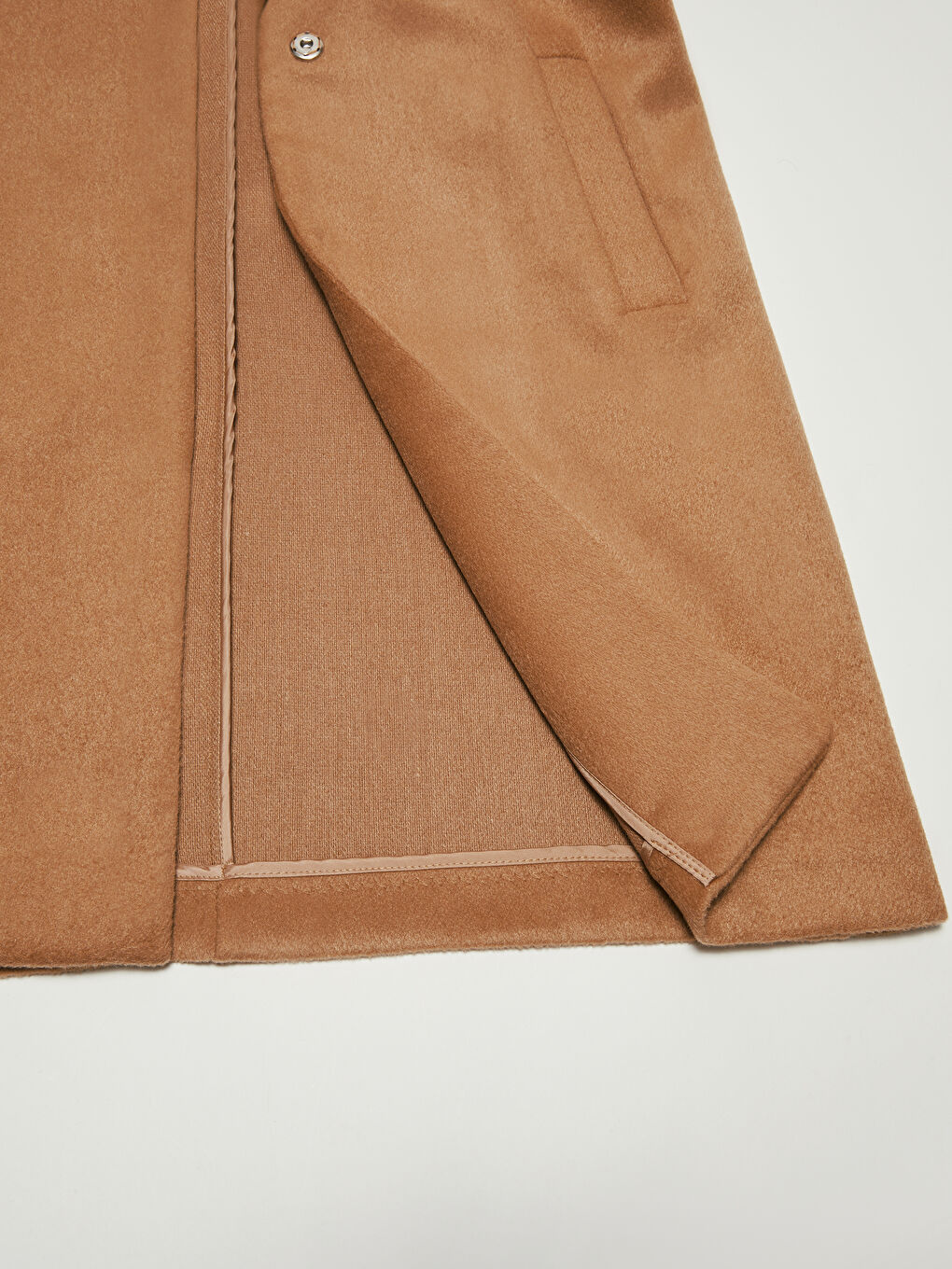 Bej Ceket Yaka Kadın Kaşe Kaban-1