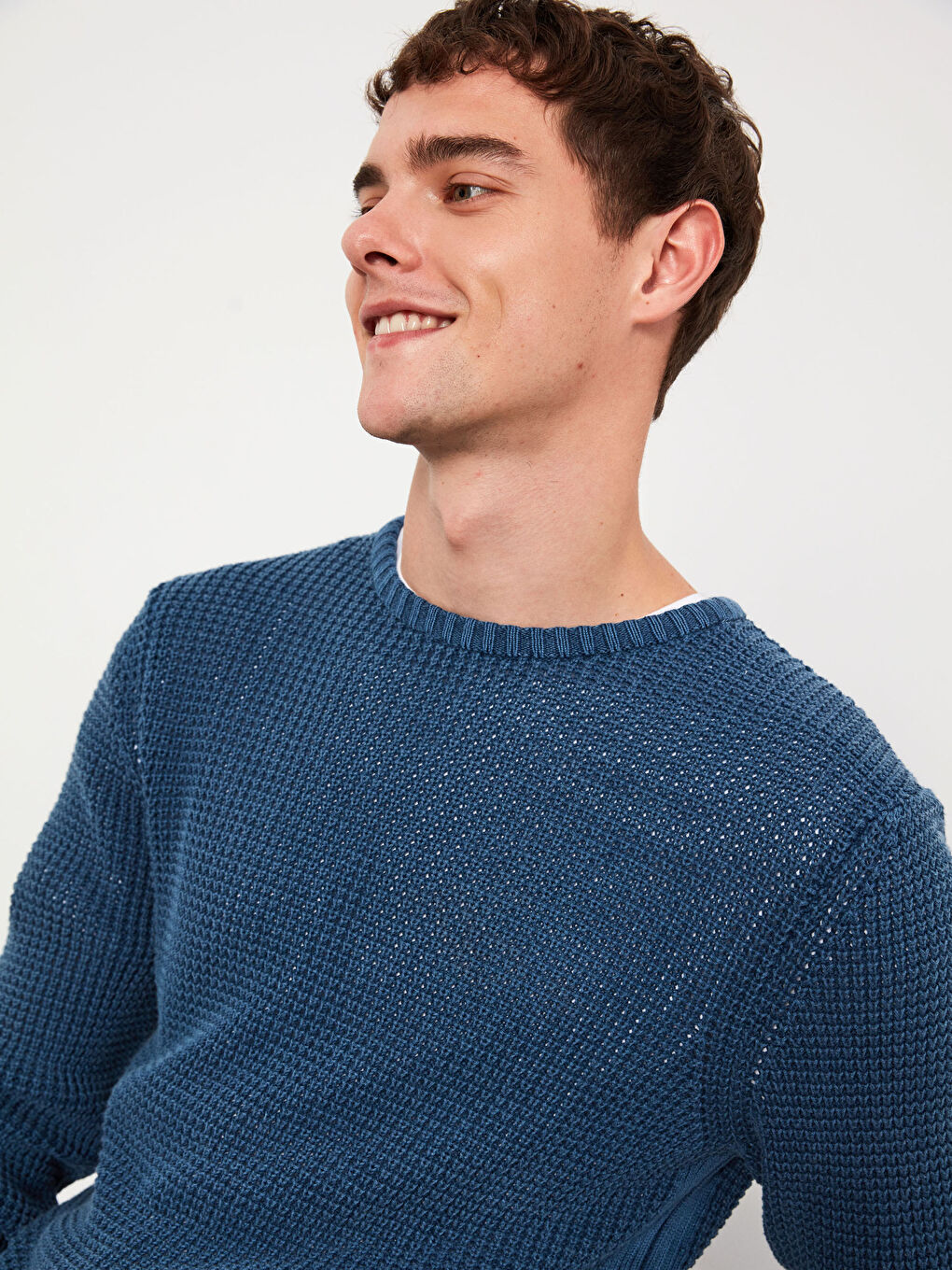 Standard Fit Crew Neck Knit Sweater-4