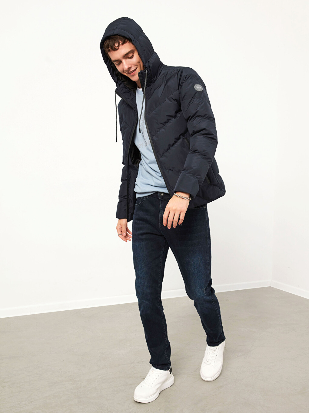 Standard Fit Heavy Short Coat with Hood-3