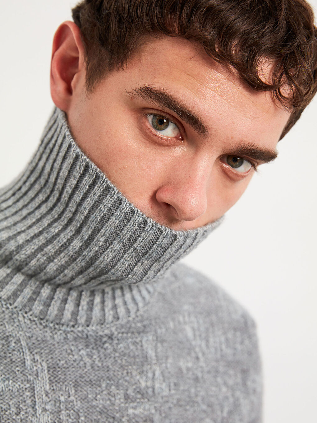 Gri Balıkçı Yaka Kalın Triko Kazak-5