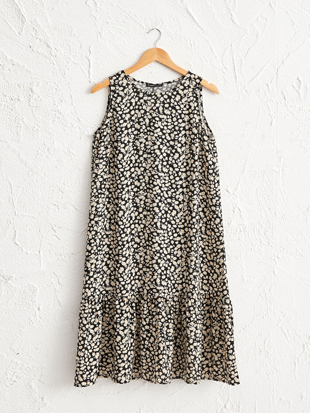 Siyah Çiçek Desenli Poplin Elbise