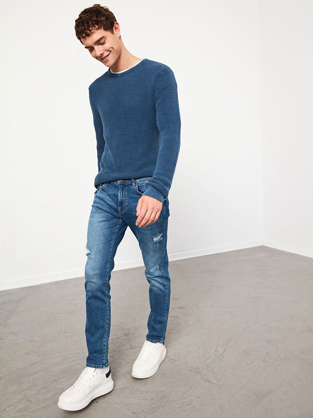 750 Slim Fit Jeans-3