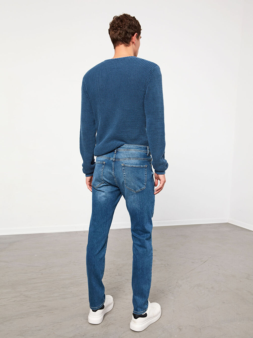 750 Slim Fit Jeans-5