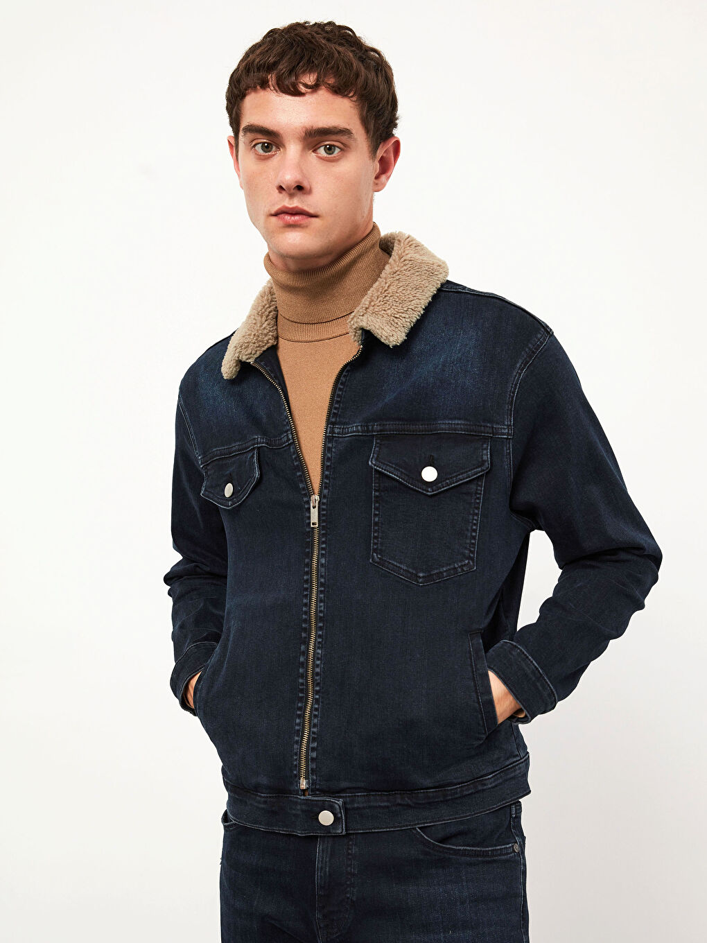 İndigo Yakası Kürklü Jean Ceket-2