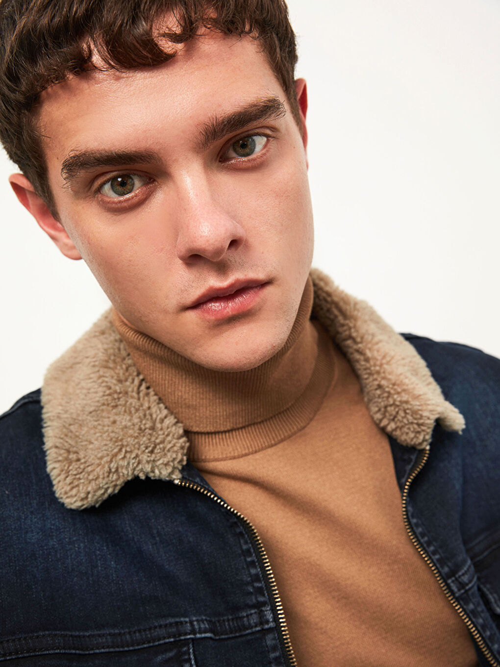 İndigo Yakası Kürklü Jean Ceket-3