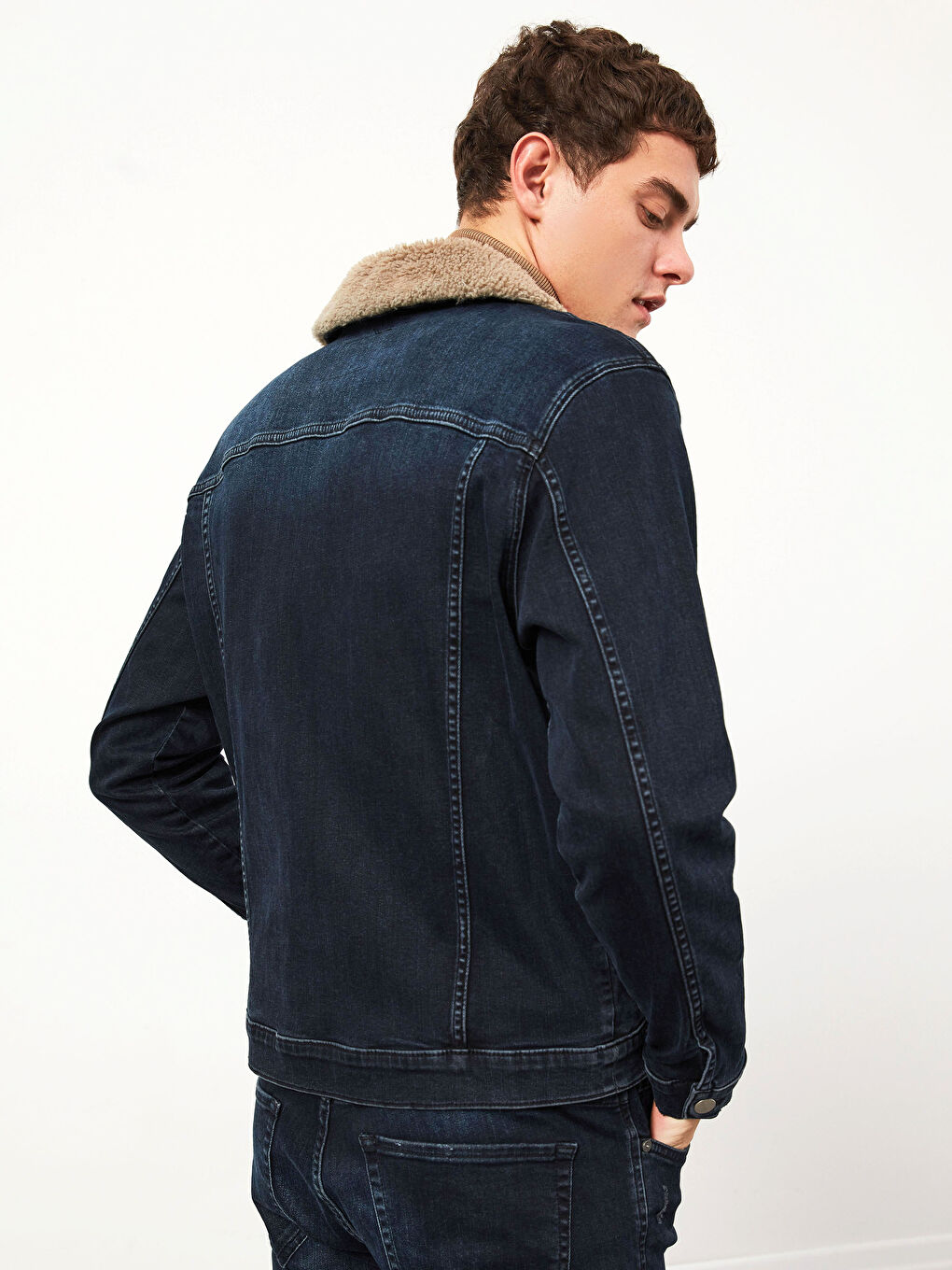 İndigo Yakası Kürklü Jean Ceket-5
