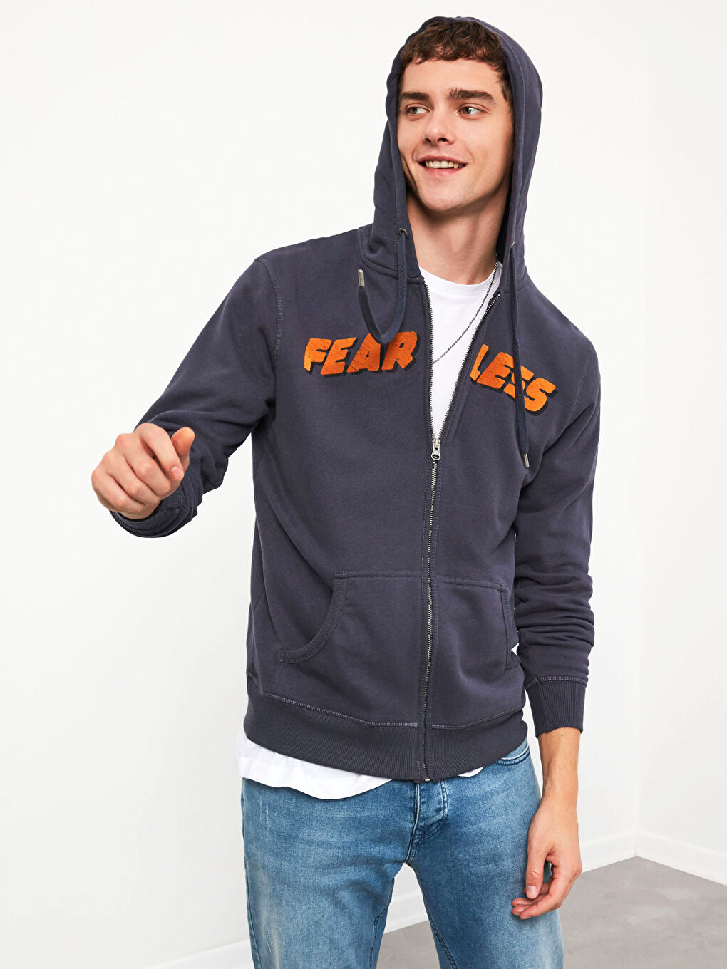 Толстовка на молнии с буквенным принтом-3