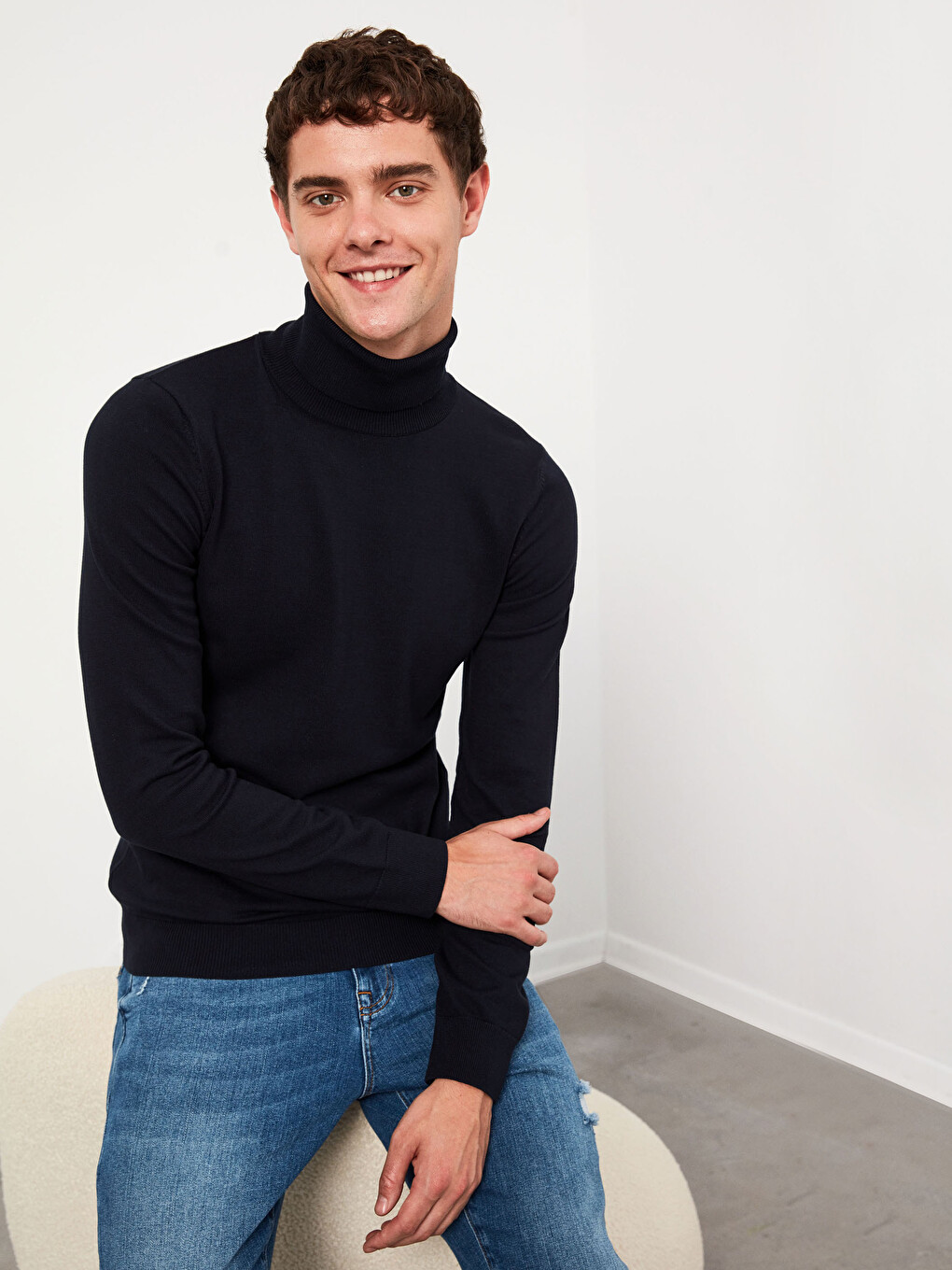 Turtleneck Thin Knitwear Sweater-2
