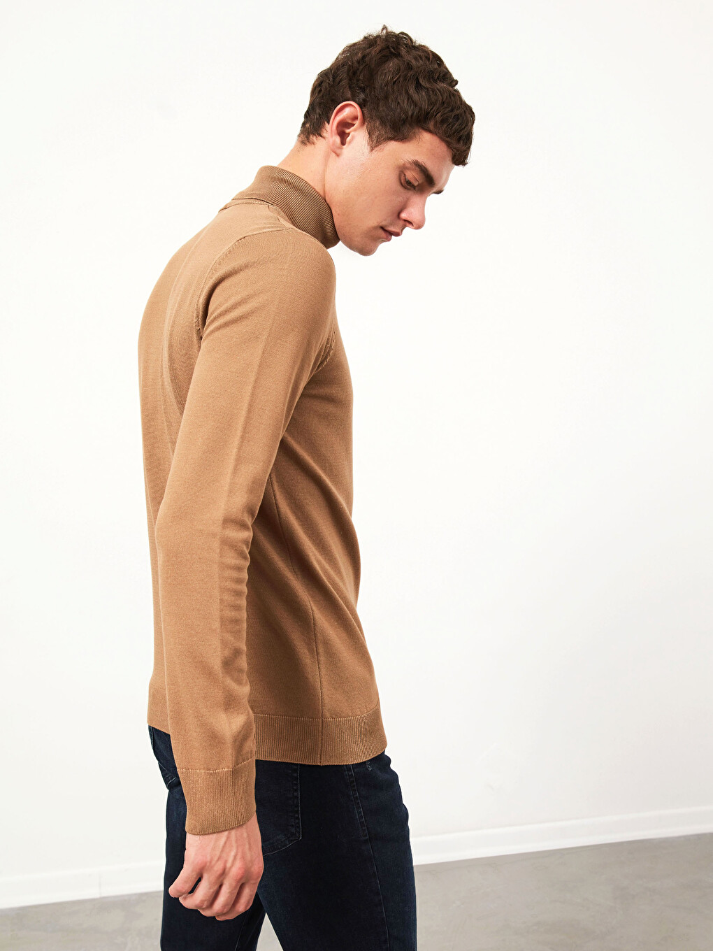 Turtleneck Thin Knitwear Sweater-2