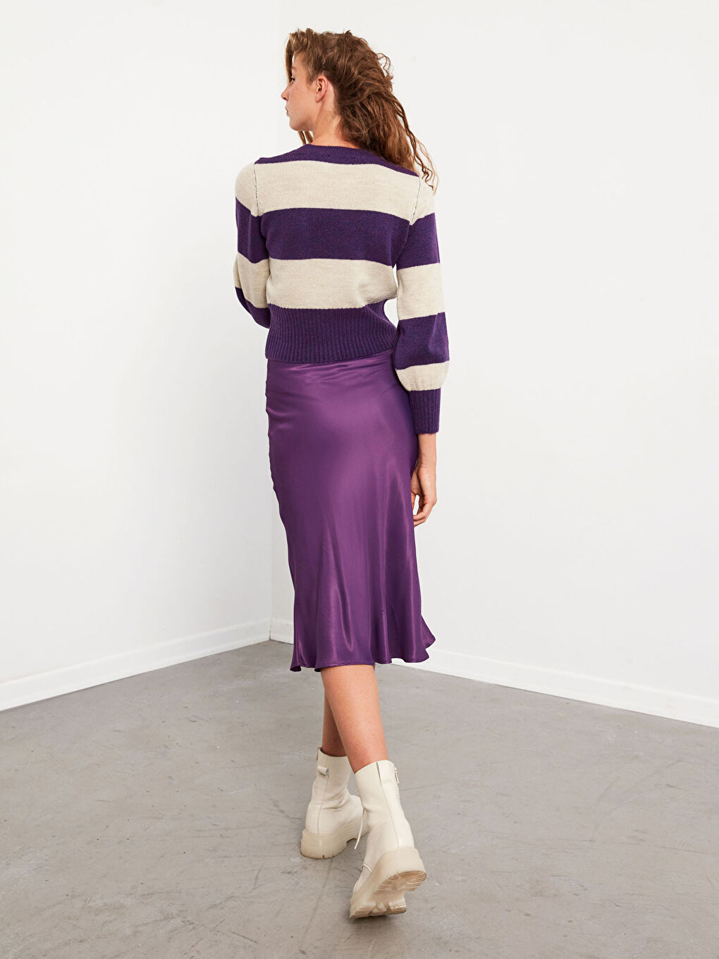 Satin Midi Skirt-10