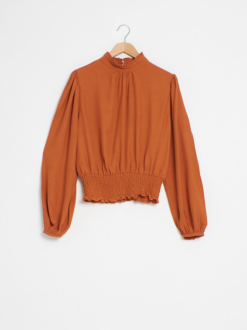 Блузка из вискозы с рукавами-баллонами