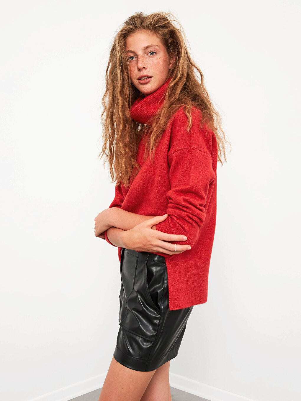 Basic džemper sa rolkom od trikotaže-3