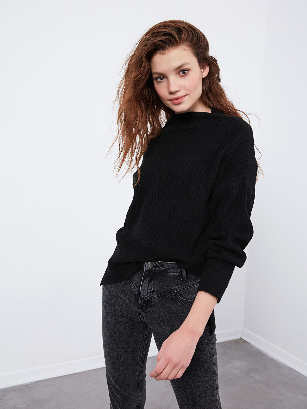 Yarım Balıkçı Yaka Triko Kazak