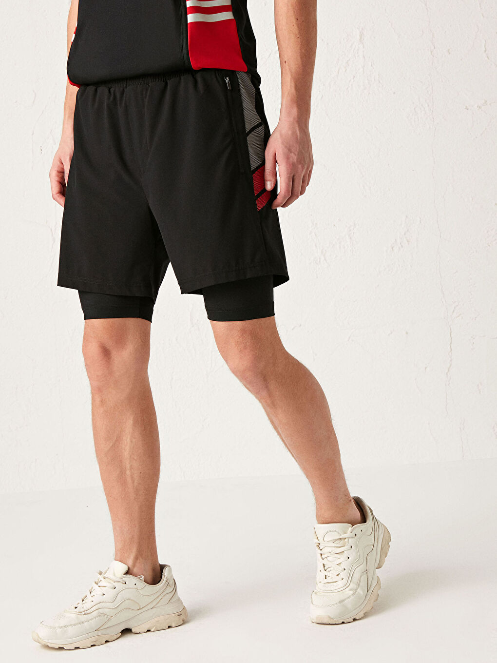 Siyah Standart Kalıp Aktif Spor Erkek Taytlı Kısa Şort-5