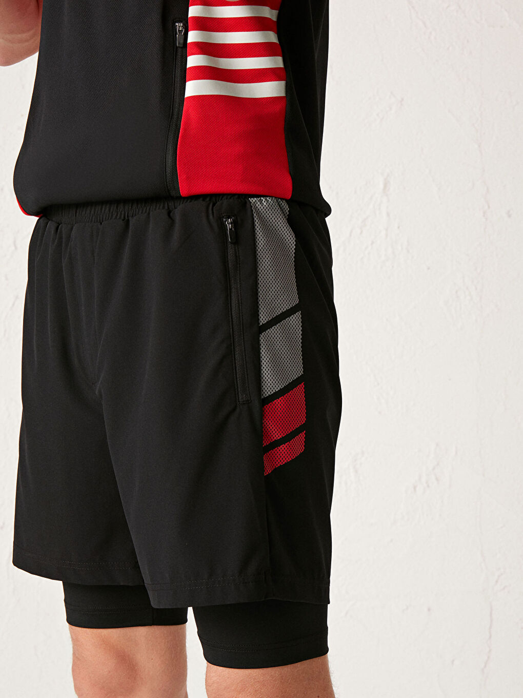 Siyah Standart Kalıp Aktif Spor Erkek Taytlı Kısa Şort-6