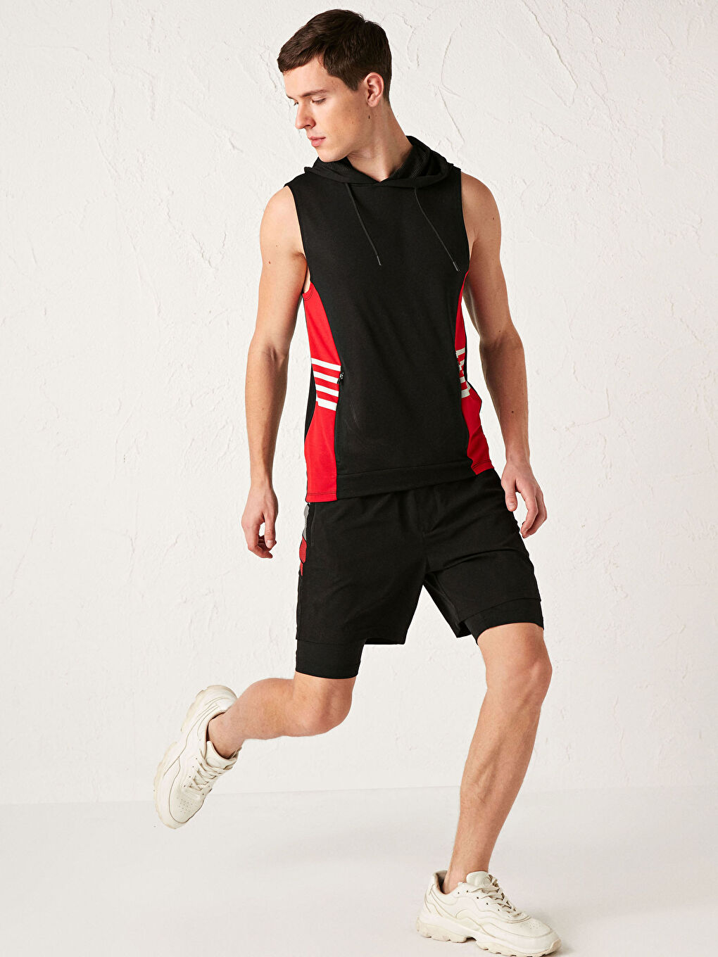 Siyah Standart Kalıp Aktif Spor Erkek Taytlı Kısa Şort-9