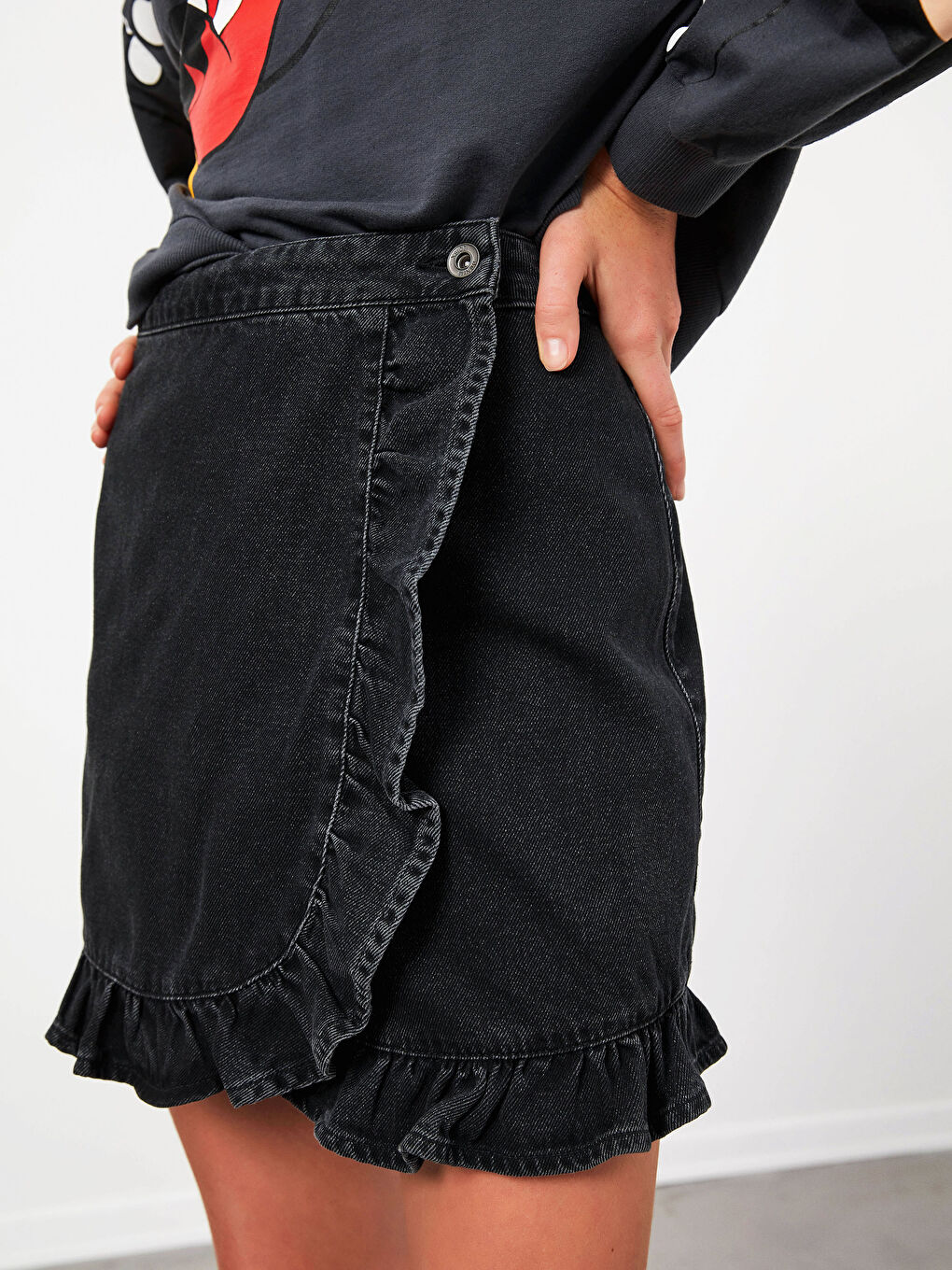 XSIDE Zweireiher Jeansrock mit Rüschen -0WDA22Z8-CVL