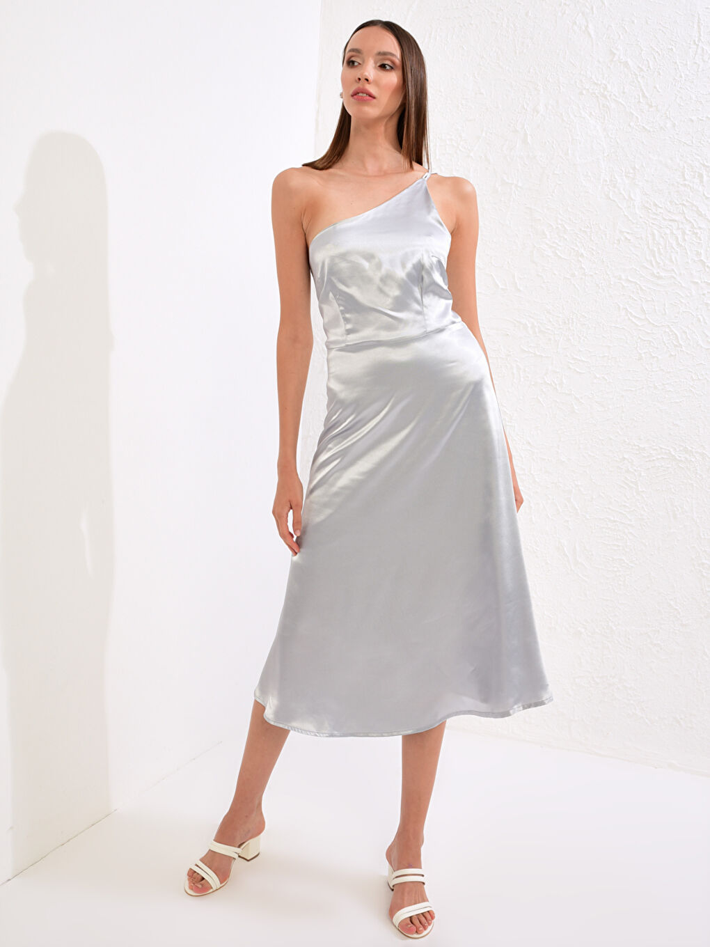 Gri Düz Tek Omuz Kadın Saten Elbise