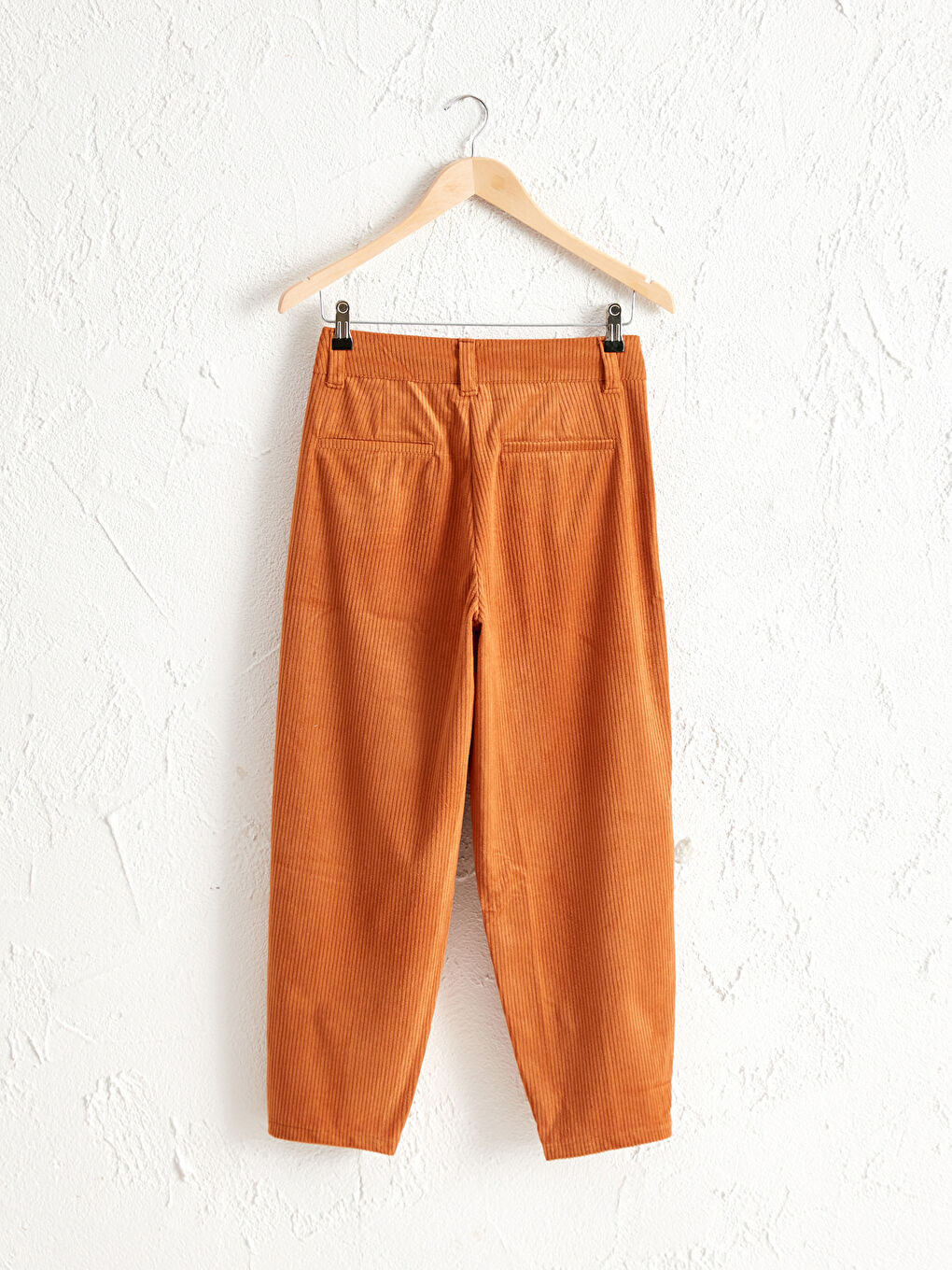 Ankle-Length Slouchy Pants-1