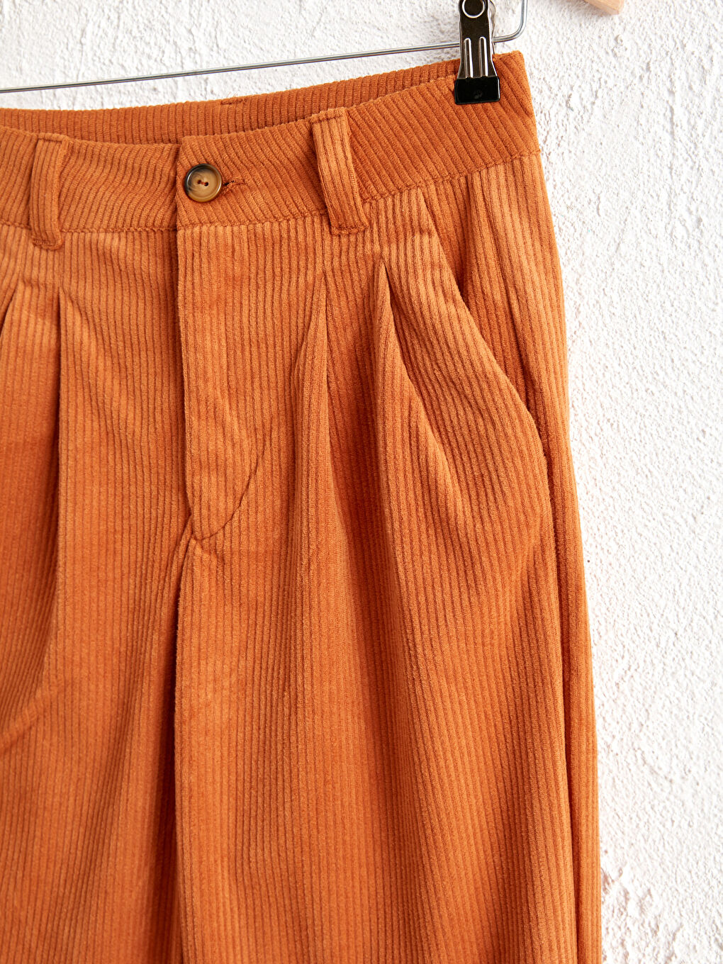 Ankle-Length Slouchy Pants-2