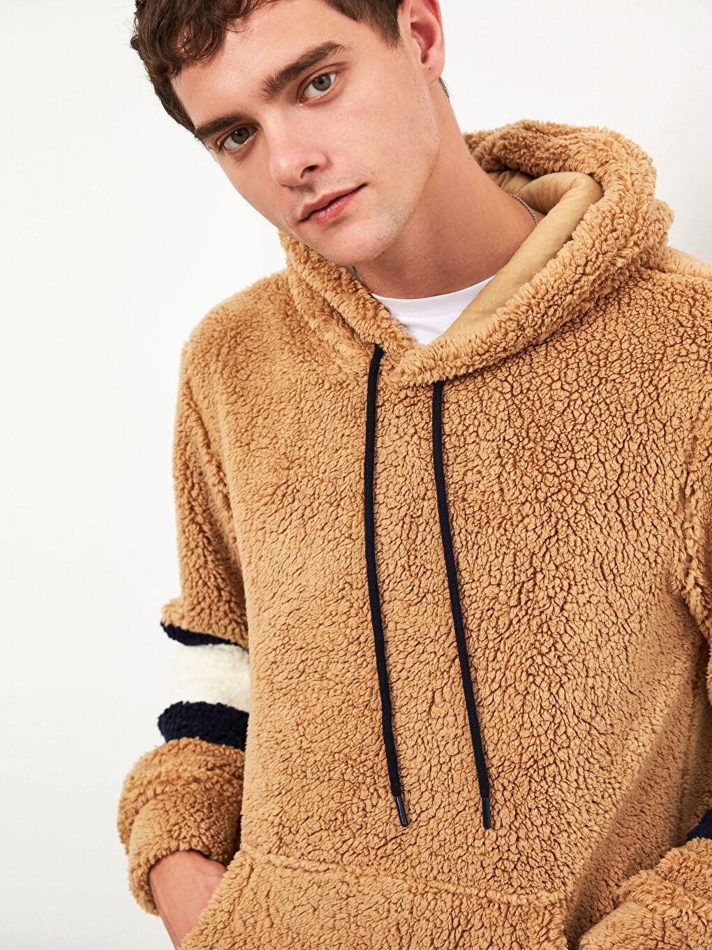 Sweat-Shirt à Capuche Pour Hommes à Manches Longues-1