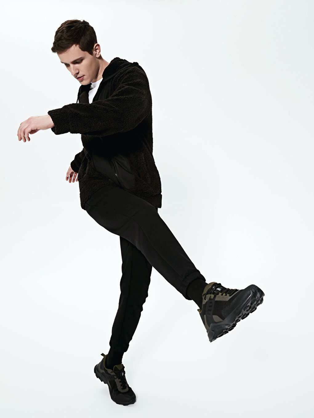 Siyah Erkek Trekking Ayakkabı-1