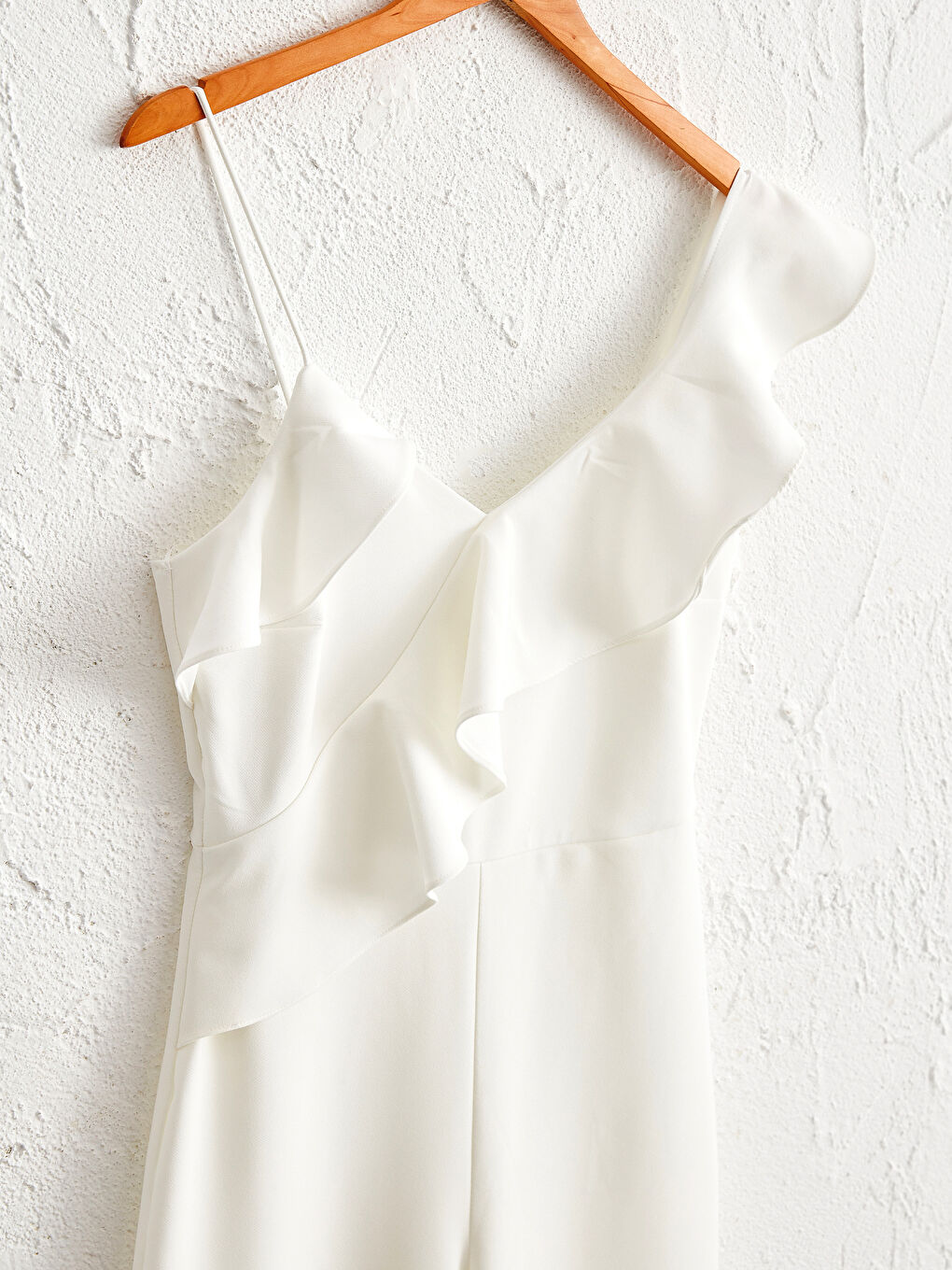 Appleline Save The Date Collar Ruffled Jumpsuit-31