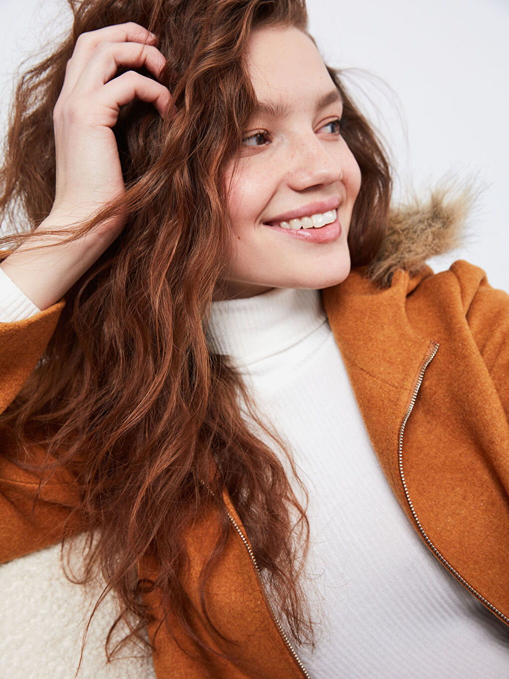 Bej Kapüşonlu Kaşe Kaban-2