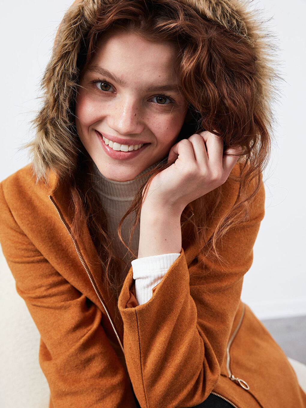 Bej Kapüşonlu Kaşe Kaban-4