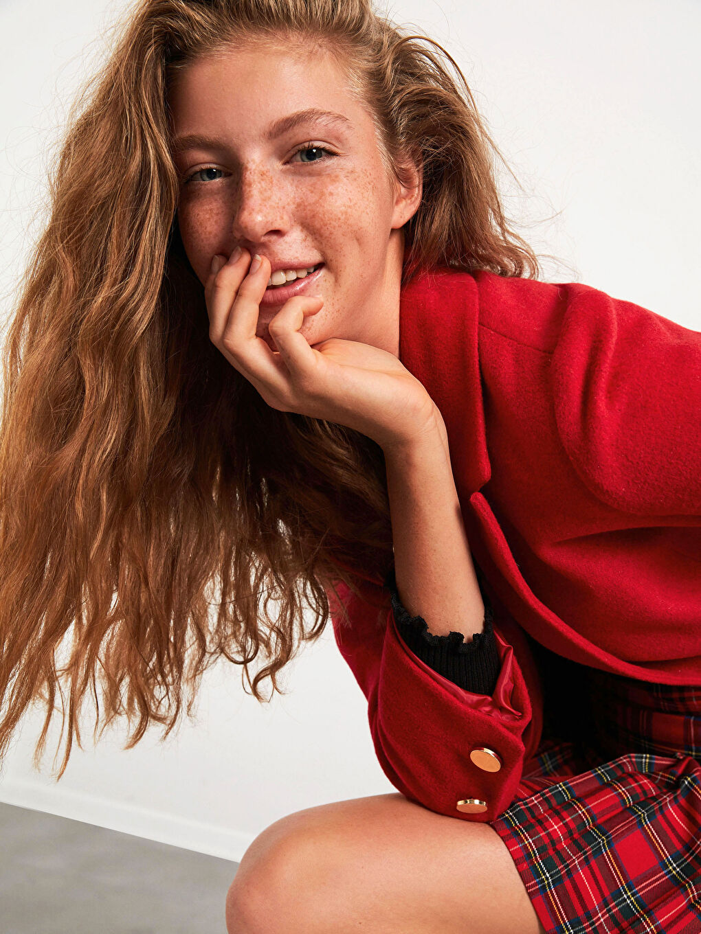 Kırmızı Dik Yaka Kaşe Kaban-2