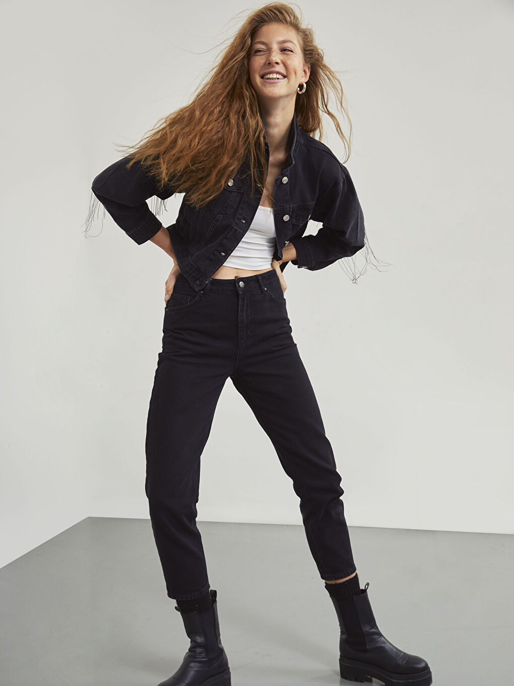 جينز نسائي واسع ومريح-3