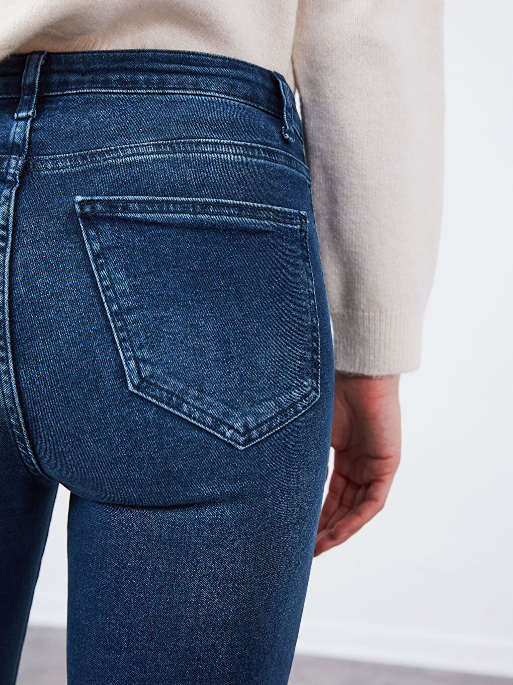 Mercury Skinny Fit Women's Jeans-8