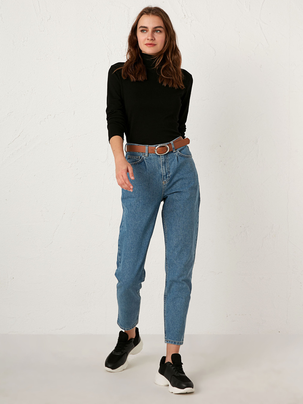 İndigo Kemerli Mom Jean Pantolon-6