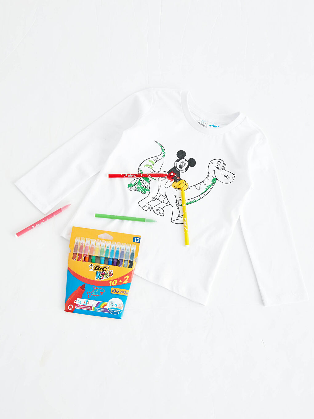 Beyaz Erkek Bebek Disney Baskılı Sweatshirt ve Silinebilir Boya Kalemi