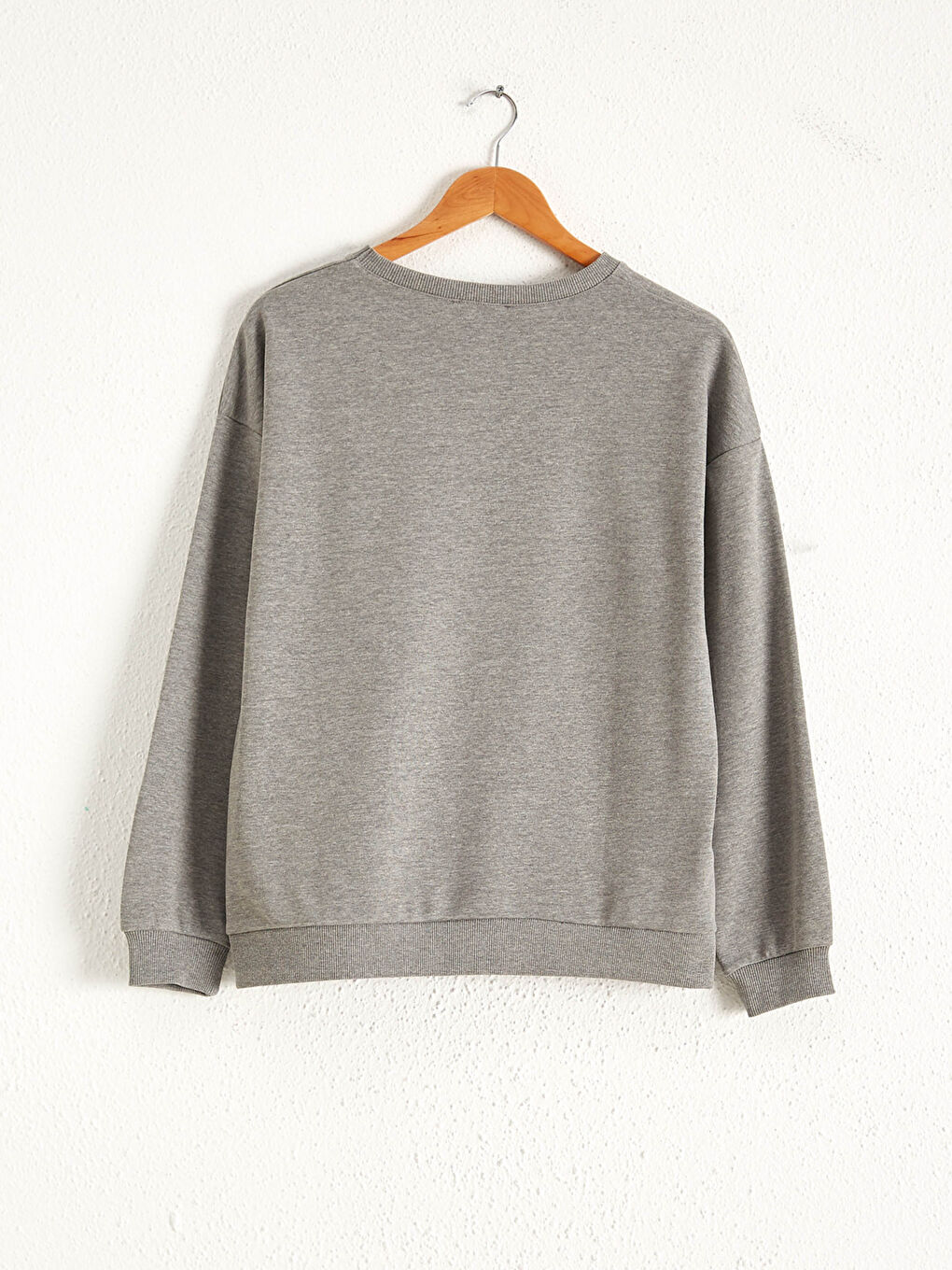 Свитшот с буквенным принтом-1