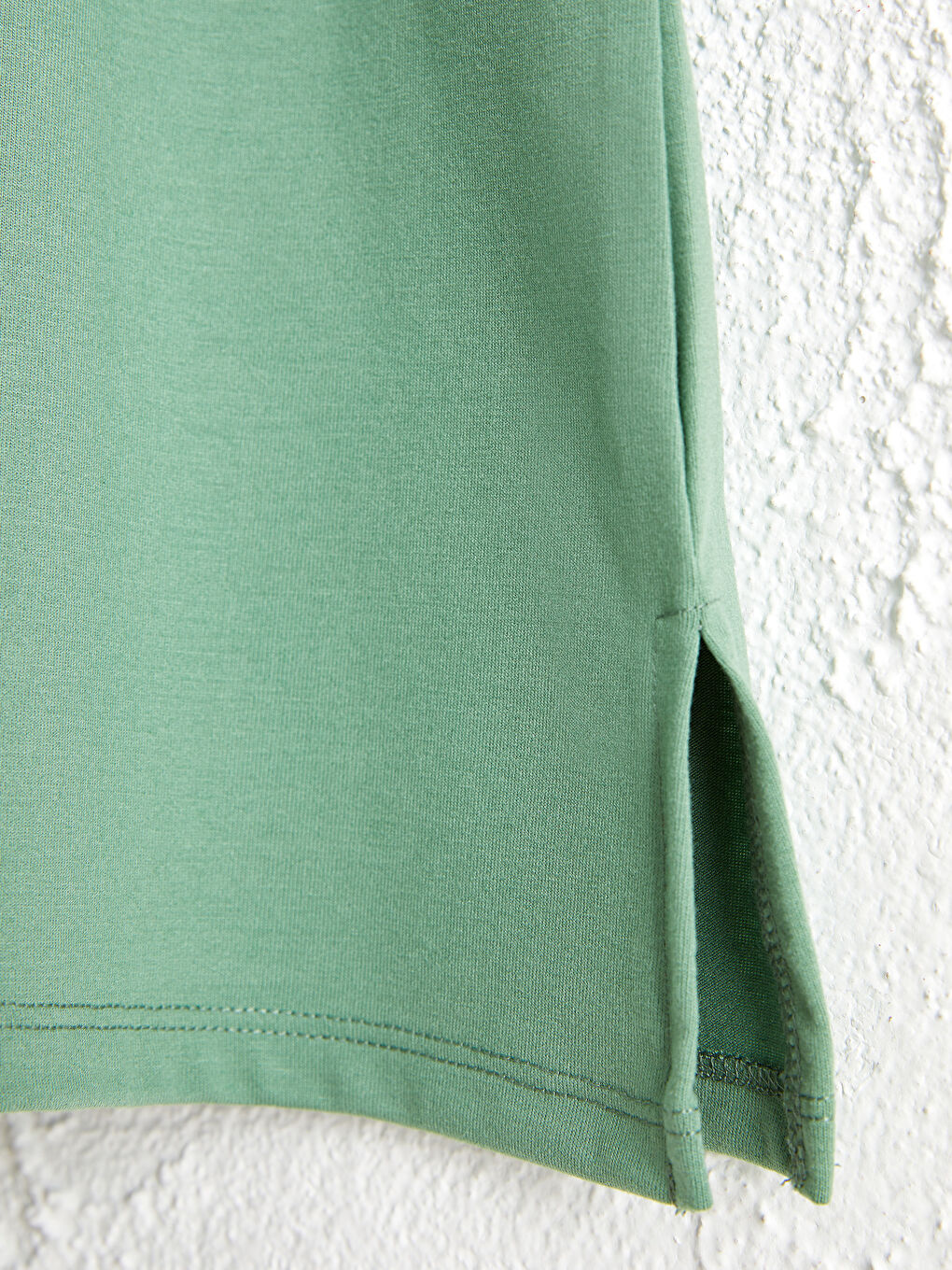 Plain Crew Neck Tank Top-3