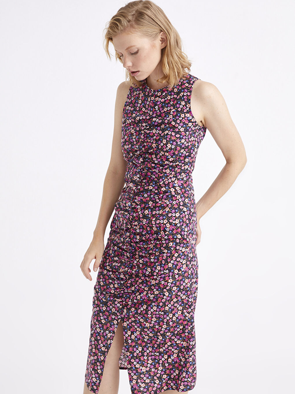 Pembe Çiçek Desenli Büzgülü Poplin Elbise-2