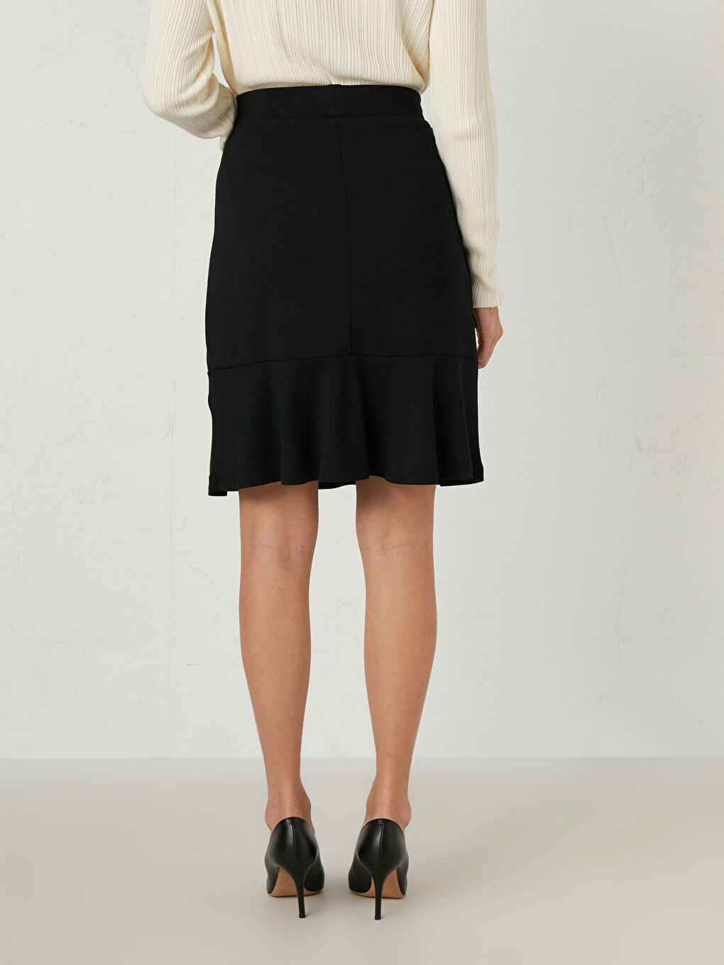 Standard Fit Women's Stretch Viscose Skirt-3