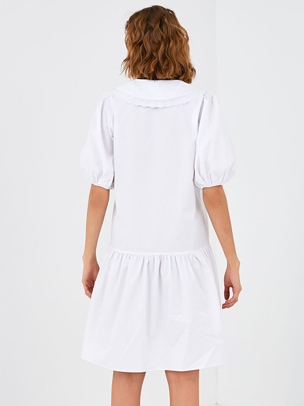 Beyaz Appleline Fisto Detaylı Poplin Elbise-4